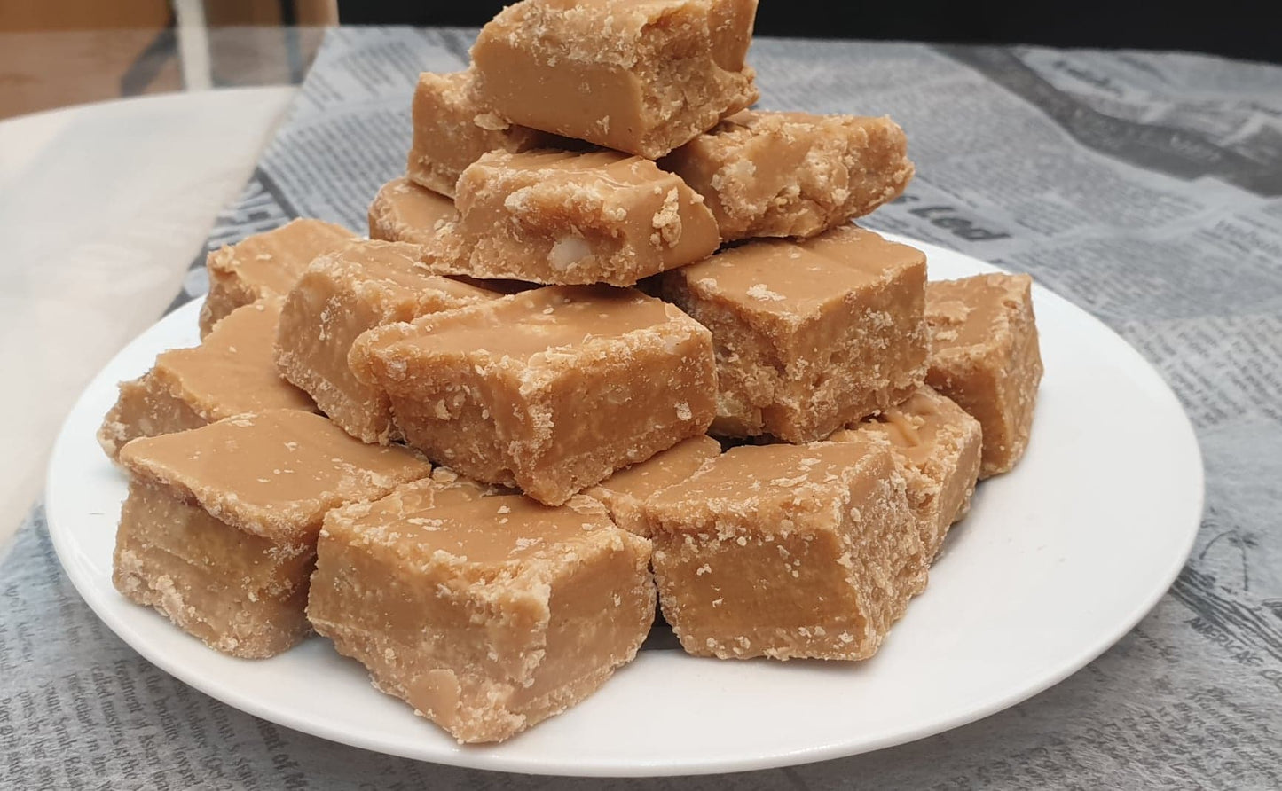 300g BAGS (approx 12/13 pieces)
