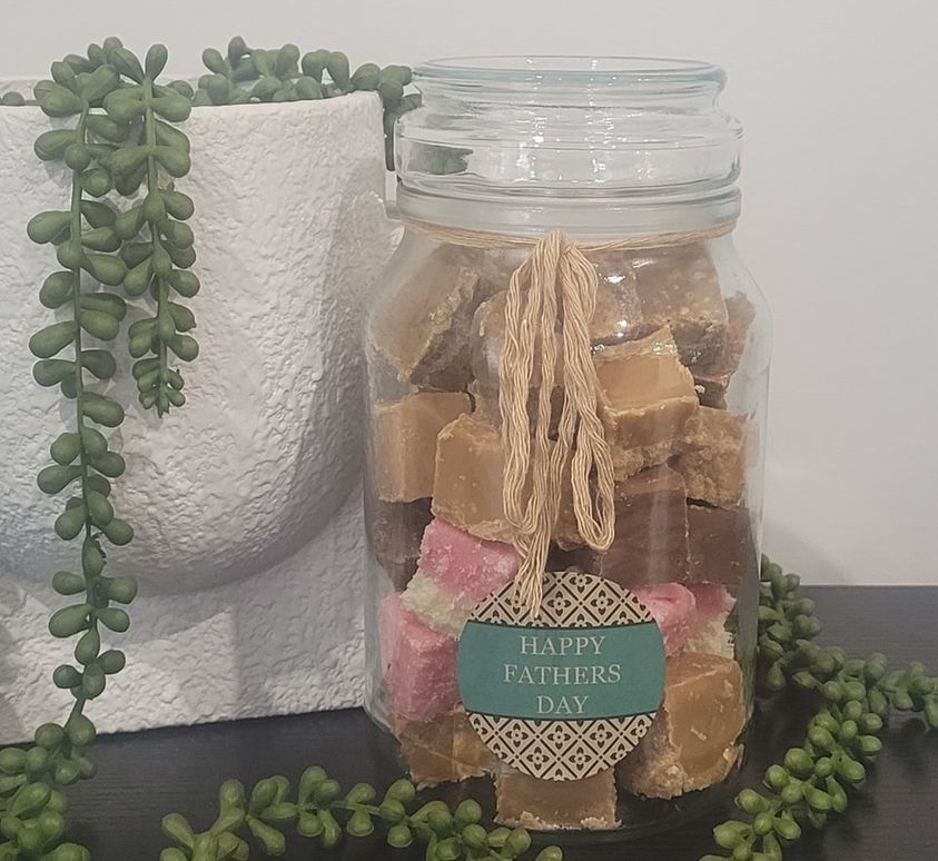 Small Fudge Jar (700g)